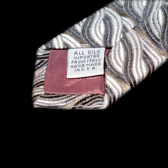 XMI Platinum Black Silver Directional Striped 100% Silk Men's Designer Tie USA - Picture 3 of 6